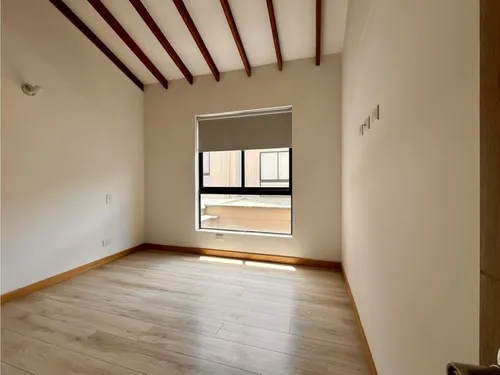 Casa Duplex En Arriendo En Unidad Abierta, A 2 Cuadras Del Parque De San Antonio