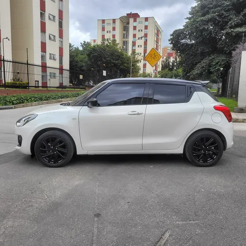 Suzuki Swift 1.2 Hybrid 2Wd