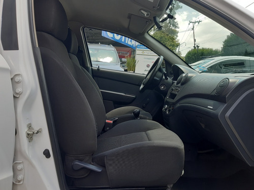 Imagen 9 de 15 de Chevrolet Aveo Ls 2018