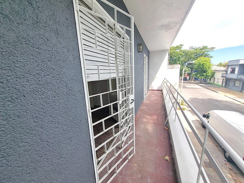 Casa En Venta 4 Dormitorios Padron Unico Garage La Comercial