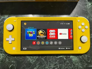 Nintendo Switch Lite 32gb Standard Color Amarillo Con Funda