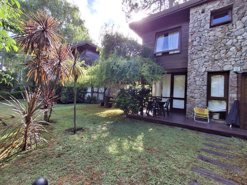 Venta Edificio 10 Dormitorios Mar De Las Pampas Con Cochera