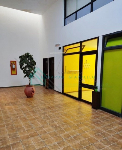 Imagen 2 de 8 de Colonia - Local Comercial En Galerias Americas