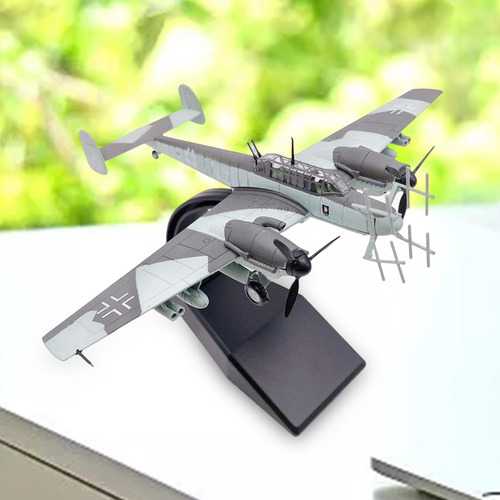 1:100 Bf-110 Fighter Modelo De Juguete Con Soporte Estante