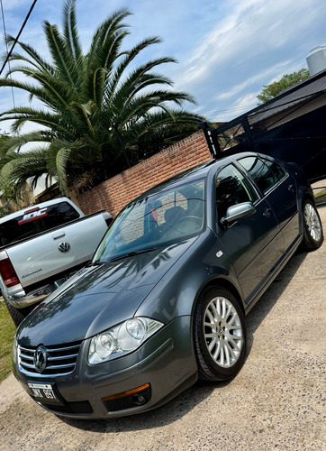 Volkswagen Bora 1.8 Highline T 180cv Cuero