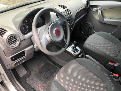 Fiat Grand Siena 1.6 16v Essence Flex Dualogic 4p 2015