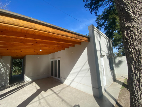 Casa Casi A Estrenar Dos Dormitorios Excelente Zona Barrio Parque - Gral. Belgrano - Bs.as.