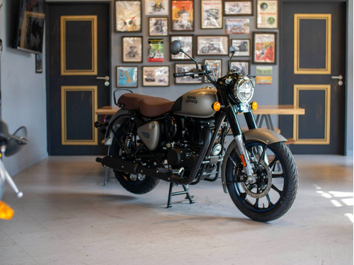 Imagen 4 de 25 de Royal Enfield Classic 350 Gunmetal Grey Reserva