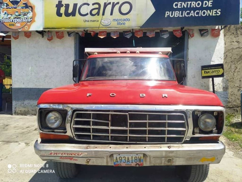 Imagen 2 de 10 de Ford F-350 1973 4x2 Sincrónico