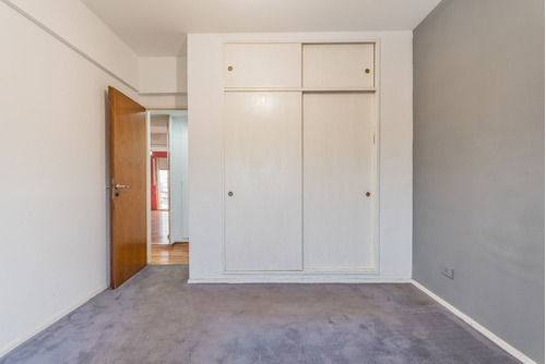 Imagen 10 de 30 de Departamento.venta.2 Ambientes Desocupado Con Cochera Incluida En El Precio.banfield.