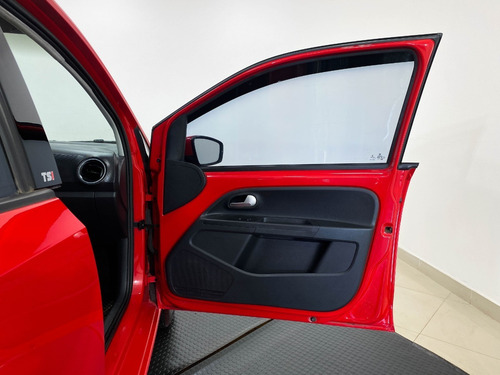 Imagem 14 de 17 de Volkswagen Up