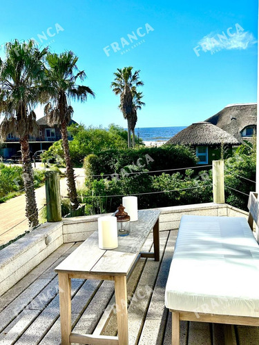 Casa En Alquiler En Punta Piedras, A Metros Del Mar. (ref: Fro-683)