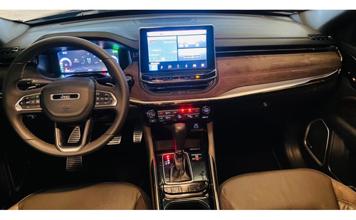 Jeep Commander 1.3 T270 TURBO FLEX OVERLAND AT6