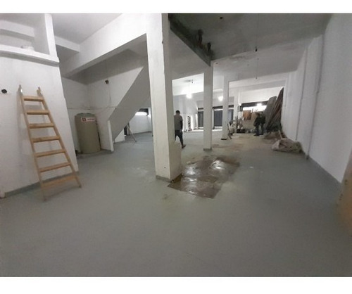 Imagen 18 de 23 de Local De 225 M2 En Alquiler En Esquina, Con Doble Entrada, En Dock Sud