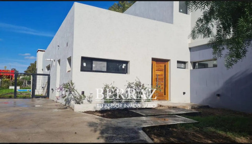 Casa Venta 5 Ambientes En Santa Elena Pilar Del Este Lote De 570 M2