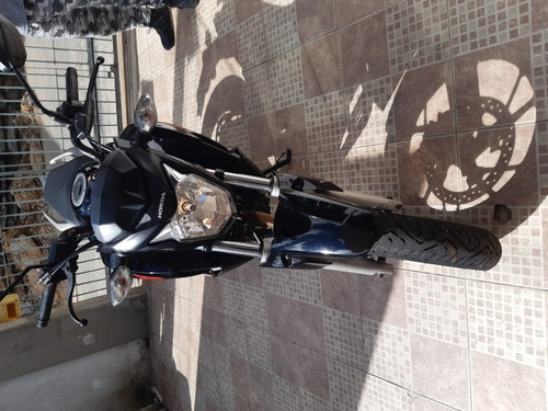 Imagem 4 de 6 de Honda Cb250