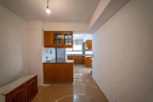 Imagen 22 de 30 de Venta / Alquiler - Imponente Casa En La Lucila Partido De Vicente Lopez - A Metros Del Río