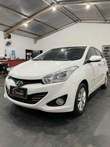 Hyundai HB20S 1.6 Premium Flex 4p