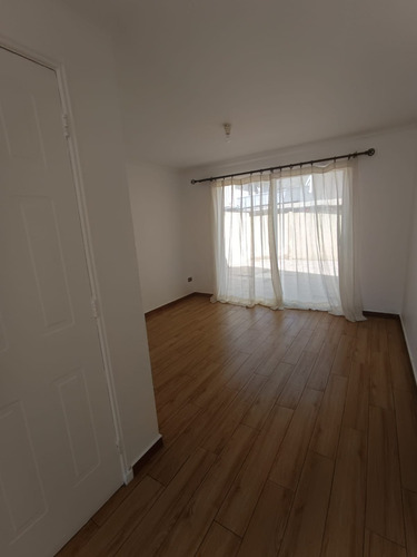 Entrega Inmedita, Completamente Remodelada!