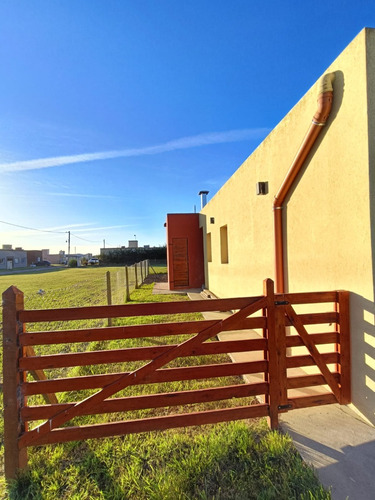 Casa En Pedregales De San Vicente