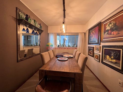 Apartamento En Venta 4 Dormitorios 3 Baños, Punta Carreta