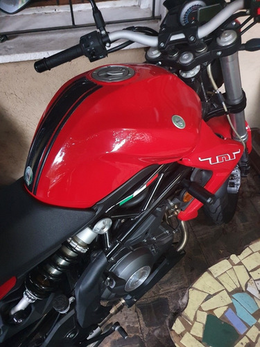 Imagen 7 de 10 de Benelli Tnt 300