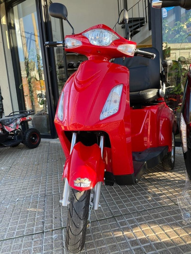 Imagen 3 de 8 de Scooter Triciclo Modelo Shino Eléctrico Marca Sunra !!!!