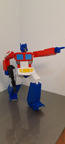 Figura Transformers Optimus Prime G1 3d