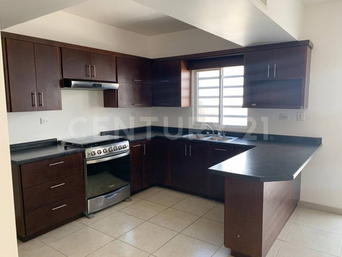 Imagen 3 de 12 de Casas En Renta Zona Canteras Puente Viejo Chihuahua