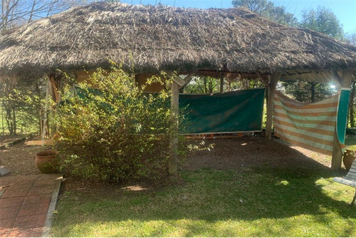 Casa En Venta De 1 Dormitorio