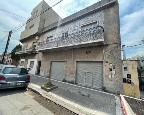 Venta En Block 6 Amb. Oportunidad Casa Y Depto. Lanús.