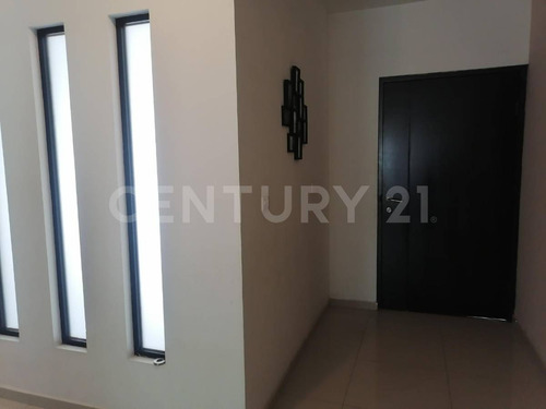 Casa En Renta En Col. La Encomienda En Escobedo Nuevo Leon