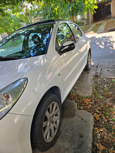 Peugeot 207 1.6 Sedan Xt