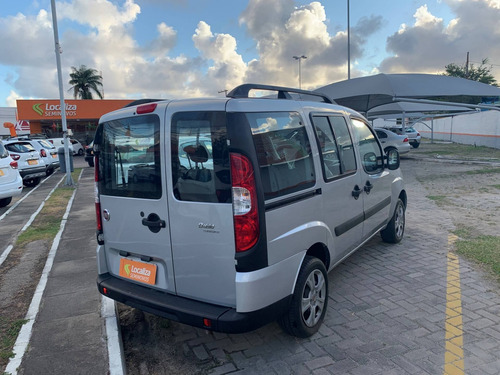 Imagem 2 de 5 de Fiat Doblò 1.8 Mpi Essence 7l 16v Flex 4p Manual