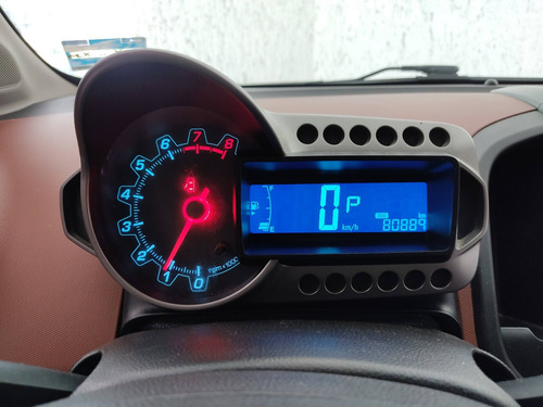 Imagen 11 de 15 de Chevrolet Sonic Lt Aut 2016