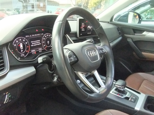 Audi Q5 2.0 L T Select Dsg