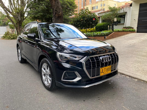 Audi Q3 Ambition