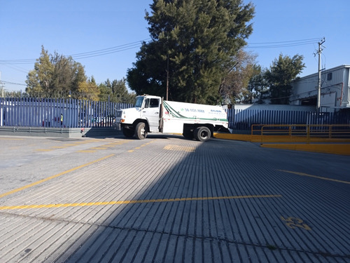 Servicio De Agua En Pipa