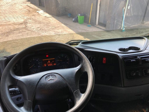 Imagem 8 de 15 de Mb Atego 2425 2012 Bau Sider Só 92 Mil Km N 24250 P310 2429