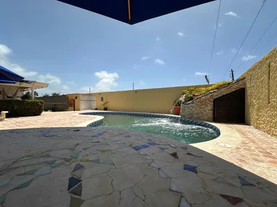 Hotel y resort en venta