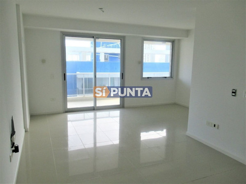 Imagen 3 de 12 de Apartamento En Venta, Brava