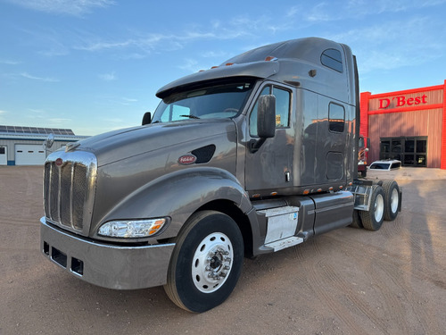 Tractocamión 2006 Peterbilt 387 - C15 - Manual 18 Vel.
