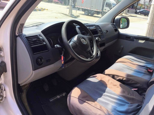 Volkswagen Transporter T5 17 Pasajeros 2013