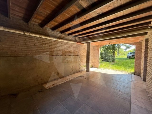 Propiedad En Venta, 3 Dormitorios, Country Ubajay