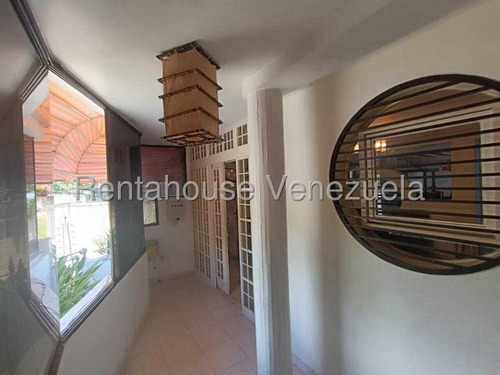 Vendo Casa En Urbanización El Castaño, Código 25-7117 Cm Leer Descripción