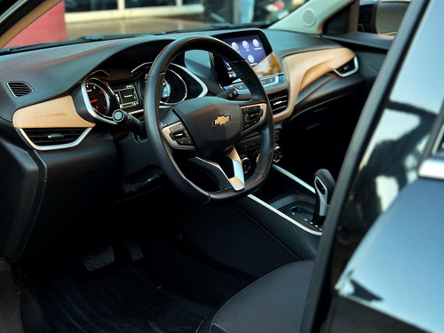 Chevrolet Onix Plus 10tat Pr2