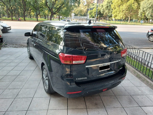 Kia Carnival 2016 Único Dueño - 35.000km 200cv A/t