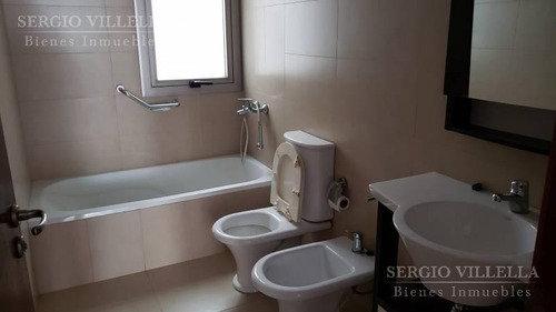 Imagen 11 de 23 de Bv. Oroño 1400 - Departamento De Dos Dormitorios En Venta - Rosario