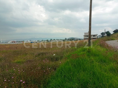 Terreno En Venta En Santiago Tlaxomulco, Toluca, Estado De México