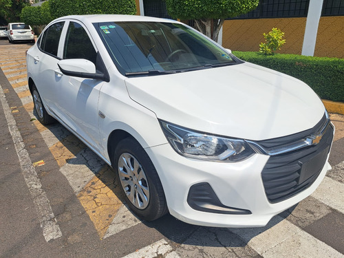 Chevrolet Onix 1.0t Ls Mt